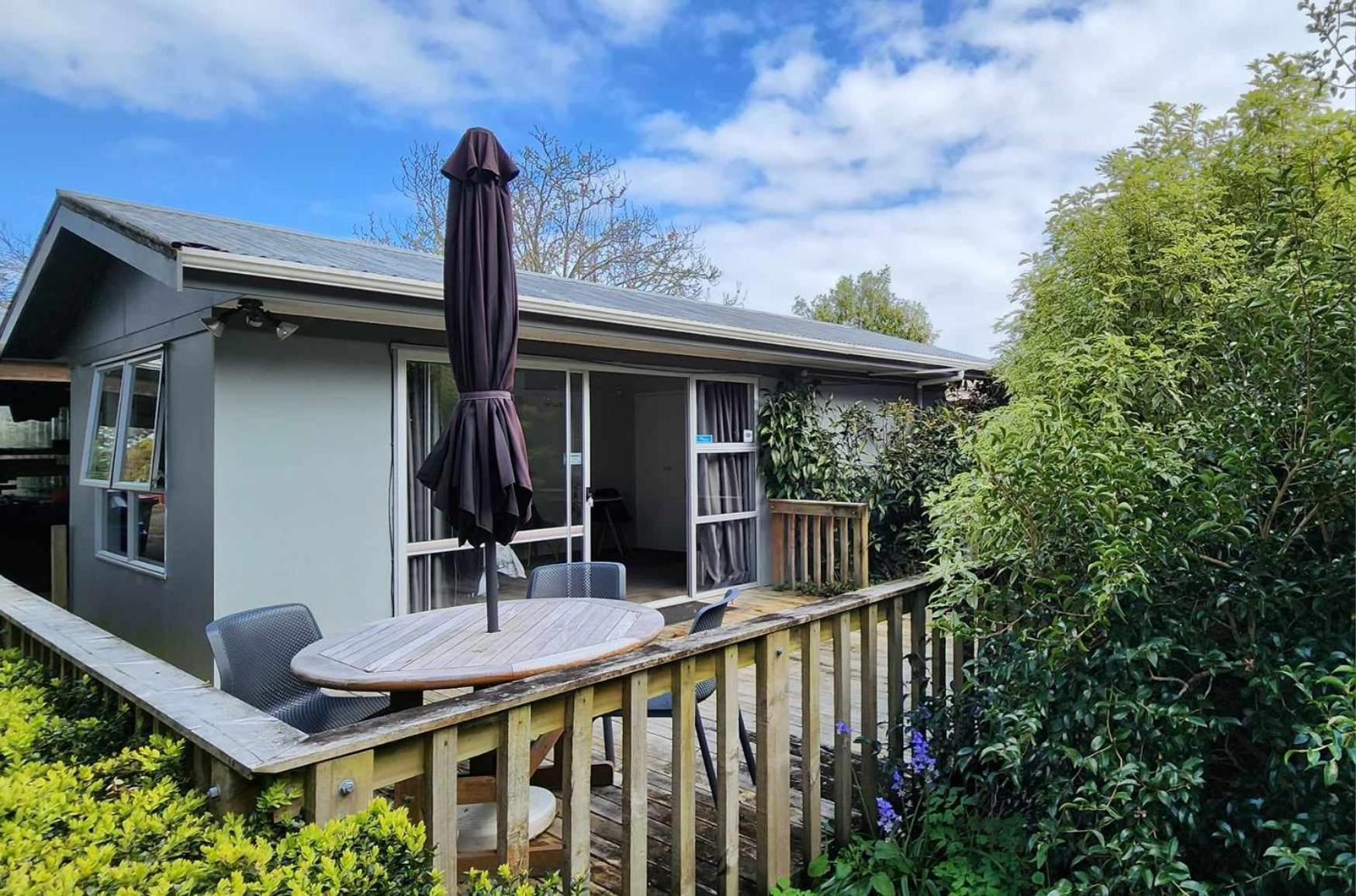 Woodbury Farm Bed & Breakfast Takanini Bagian luar foto